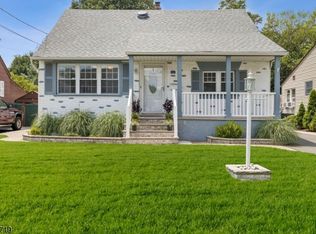 339 W Passaic Ave, Rutherford, NJ 07070