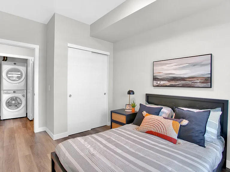 5055 Northland Dr NW — Photo 8