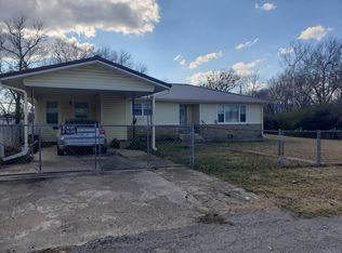 200 Gann St, Talihina, OK 74571