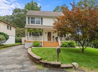 6 Sioux Ave, Rockaway, NJ 07866