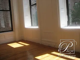 Rented by Plaza Real Estate Group