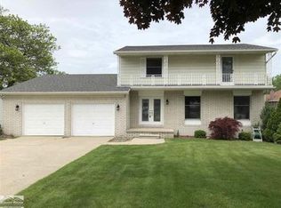 2937 Canal Dr, Port Huron, MI