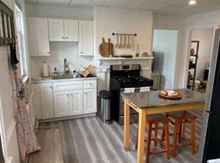 27 Candace St FLOOR 2, Providence, RI 02908