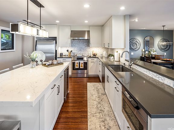 3rd image of 1516 Alencastre St