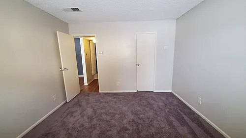 10211 Ura Ln Photo 1