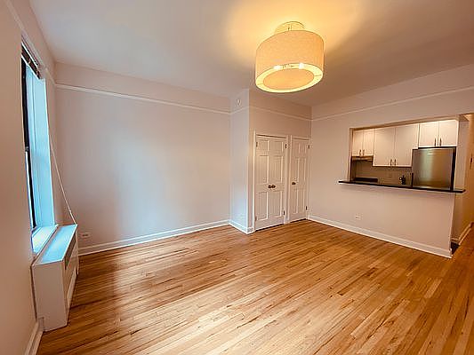 1st image of 370 E 69th St #2T