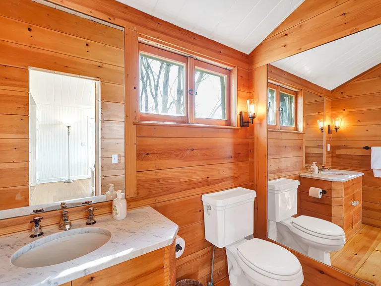 1 Waters Edge Dr — Photo 20