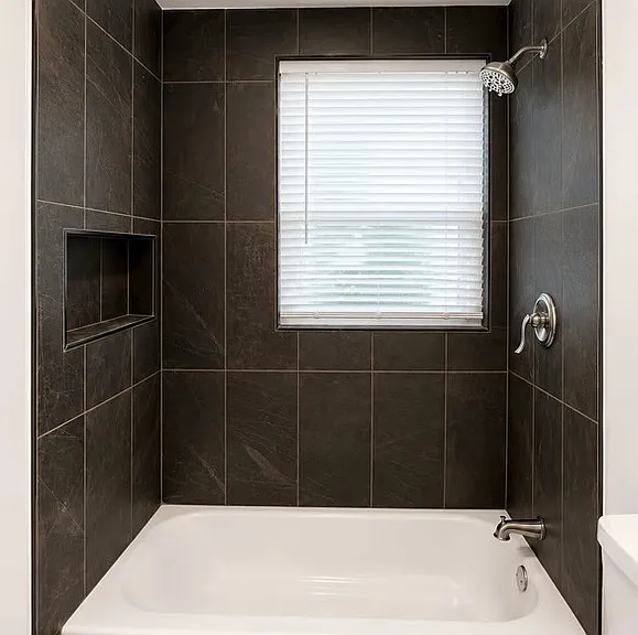 126 W College St #8 — Photo 15