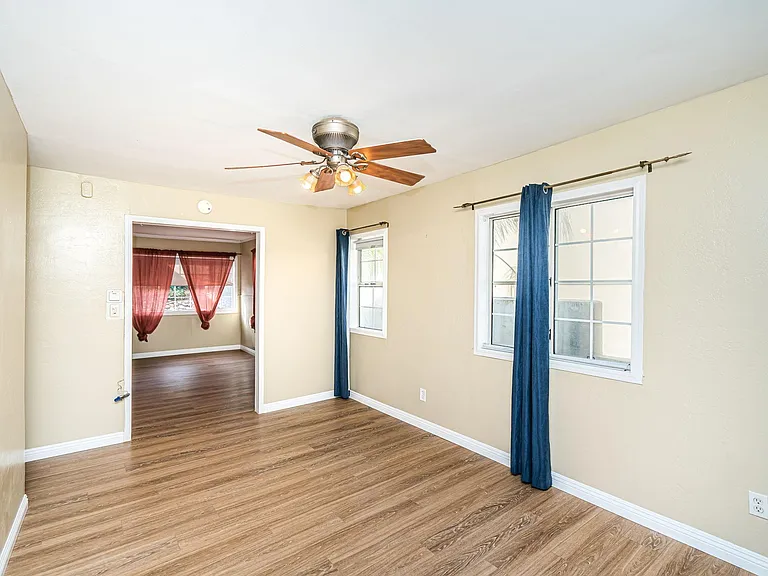 2559 Tuberose St — Photo 25