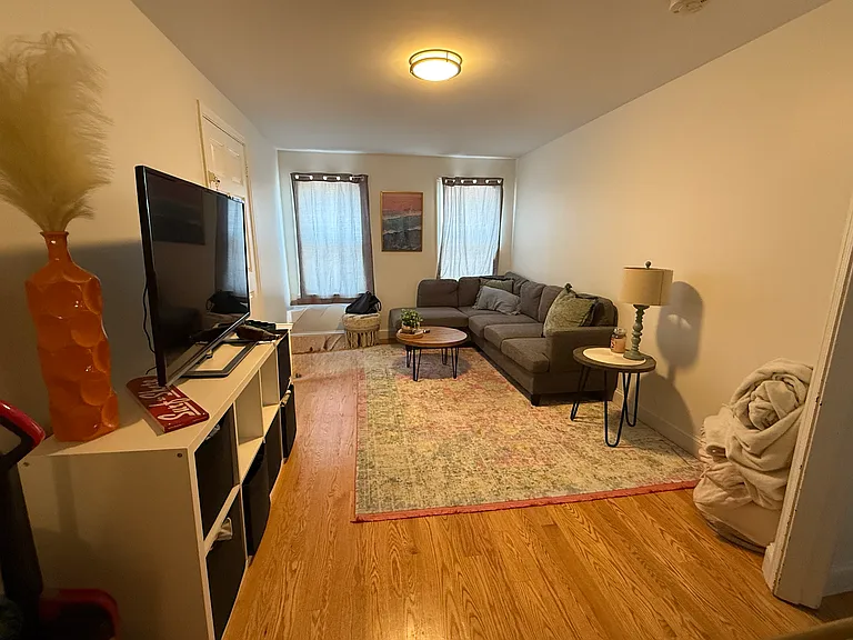 205 D St #1 — Photo 2