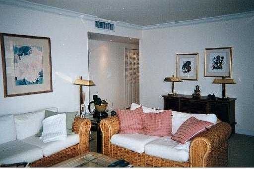 3rd image of 4330 Hillcrest Dr APT 901