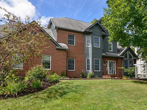 2nd image of 3656 Whispering Oaks Dr