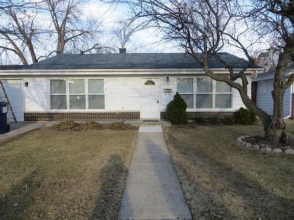 2nd image of 2613 Varonen Ave