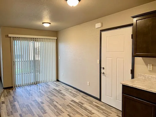 837 Tower Rd #101 — Photo 5