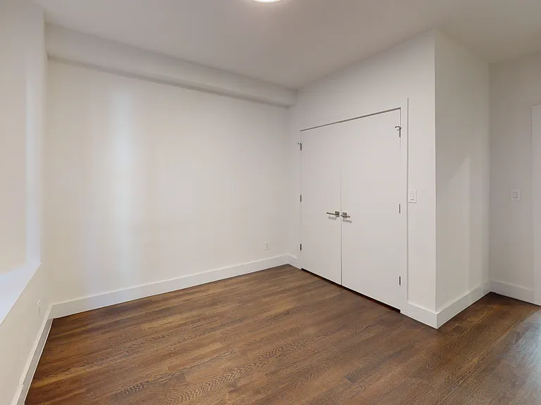 666 W End Ave #3TV — Photo 6