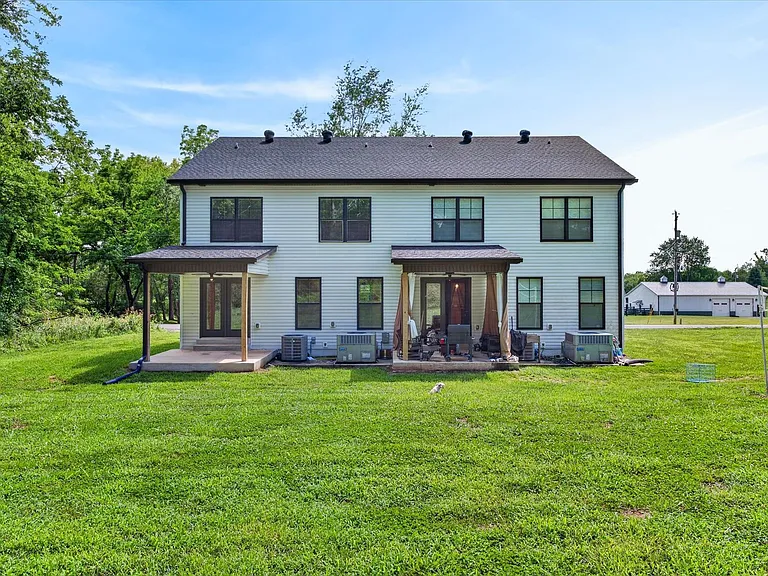 1088 Old Clarksville Pike #B — Photo 33