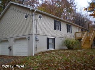 7 Silver Spring Rd, Lake Ariel, PA 18436