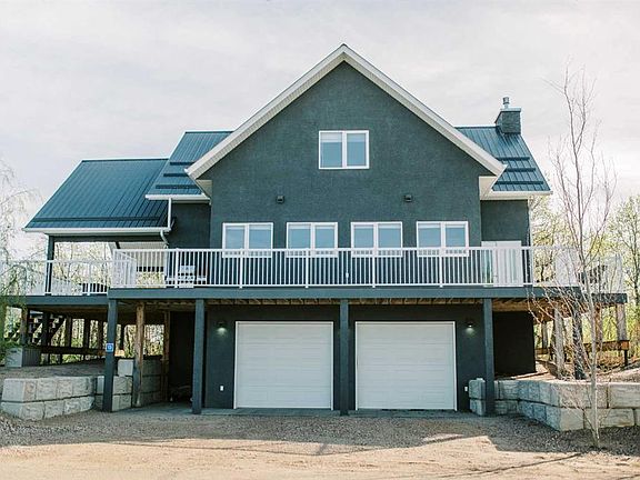 3rd image of 13 NE Park Ridge Way Rural Stettler #6