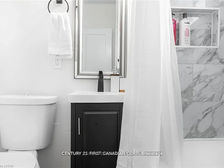 43 Josephine St #3 — Photo 8