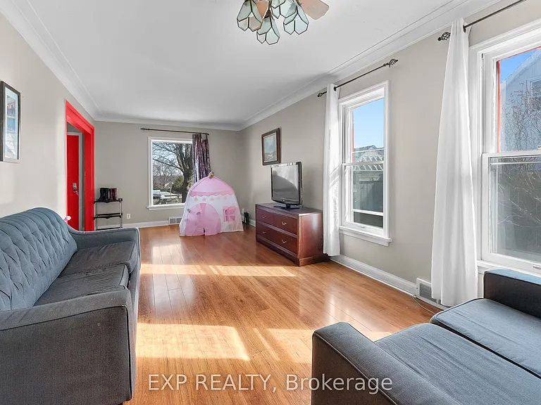 5958 Summer St — Photo 7