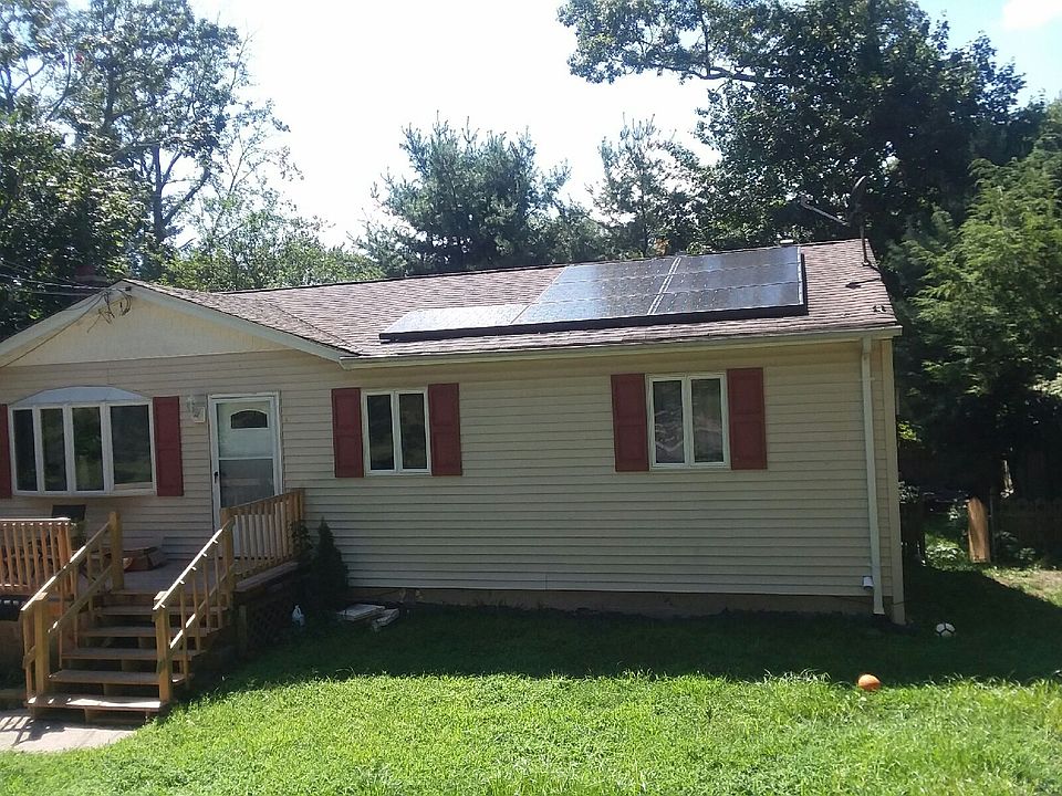 2nd image of 32 Fountain Rd