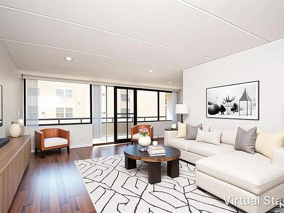 2nd image of 555 Gorge Rd APT 3B