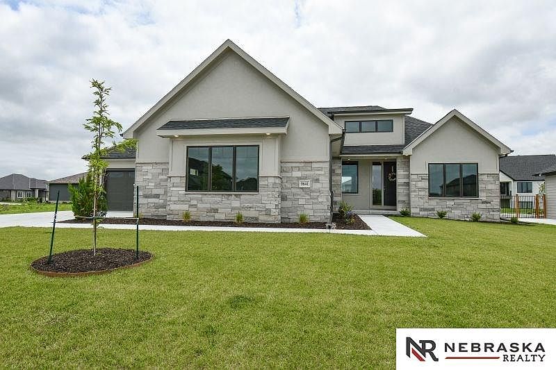 1st image of 9641 Andermatt Dr