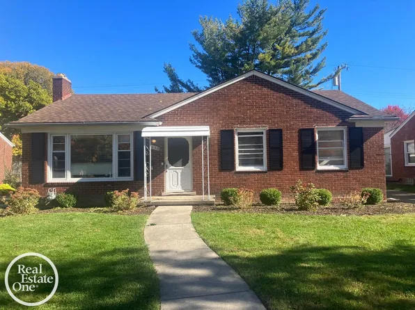 1028 Somerset Ave, Grosse Pointe Park, MI 48230