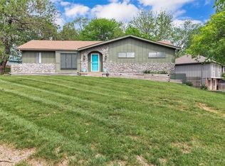 4812 England St, Merriam, KS 66203
