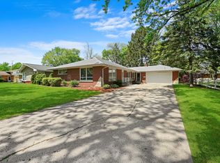 1315 Merrimac Pl, Aurora, IL 60506