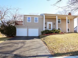 127 Emerson Dr, Schaumburg, IL 60194