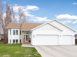 3517 45th Ave S, Fargo, ND 58104