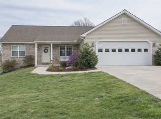 303 Rustic Ave, Broadway, VA 22815