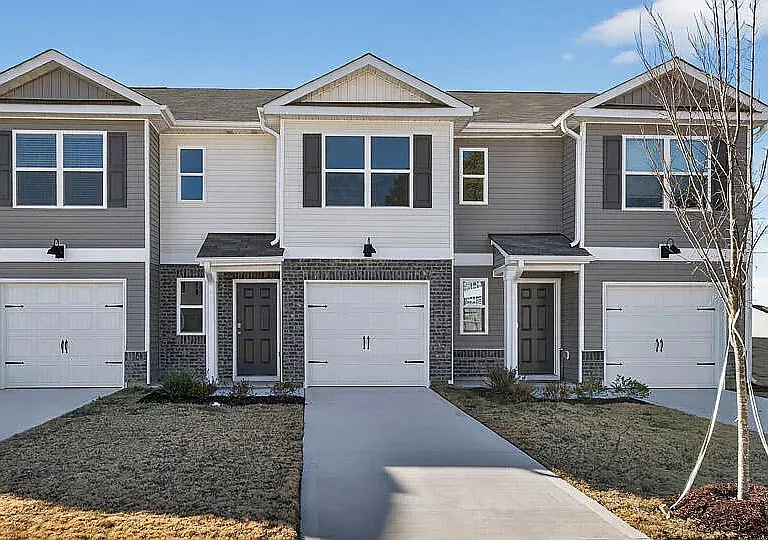 108 Clementine St — Photo 4