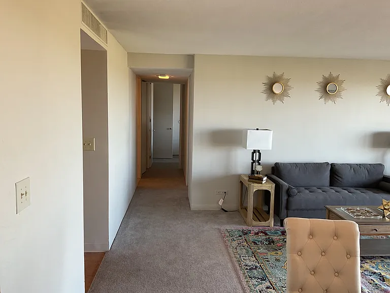 The Jefferson Apartments — Photo 31