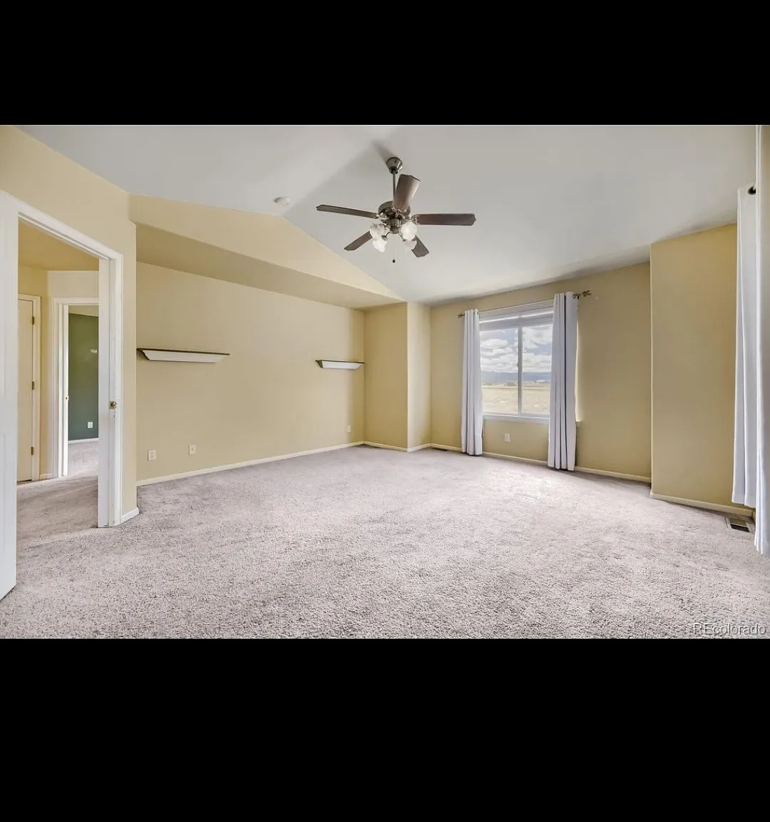 3 bed, 1000 sqft, $3,550 — Photo 3