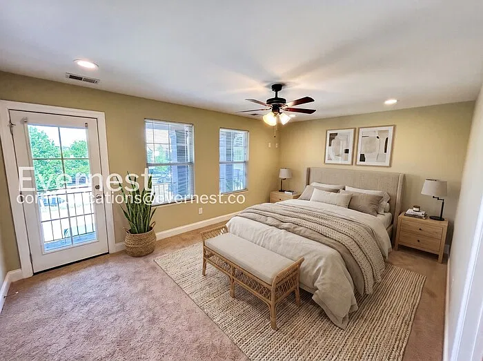 3 bed, 2.5 bath, 1892 sqft, $1,795 — Photo 3