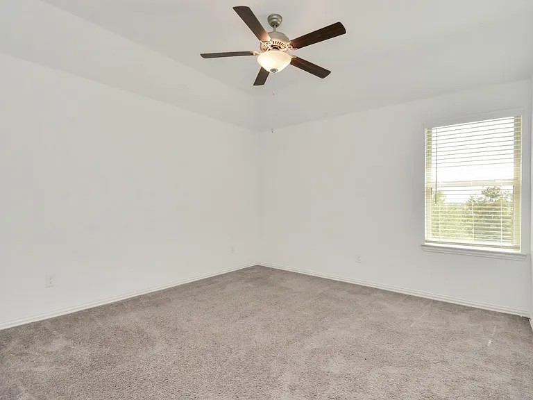 13002 Sheildaig St — Photo 31