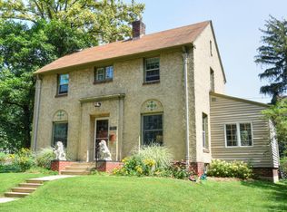 1844 N 70th St, Wauwatosa, WI 53213