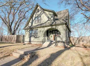 3902 Longview Ln, Wichita, KS 67218