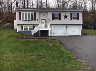 440 Lake Ave, Worcester, MA 01604