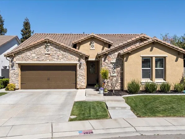 2828 Westport Cir, Oakdale, CA 95361