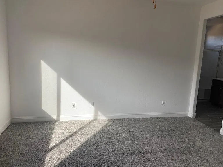 6073 E Fillmore Ave — Photo 5