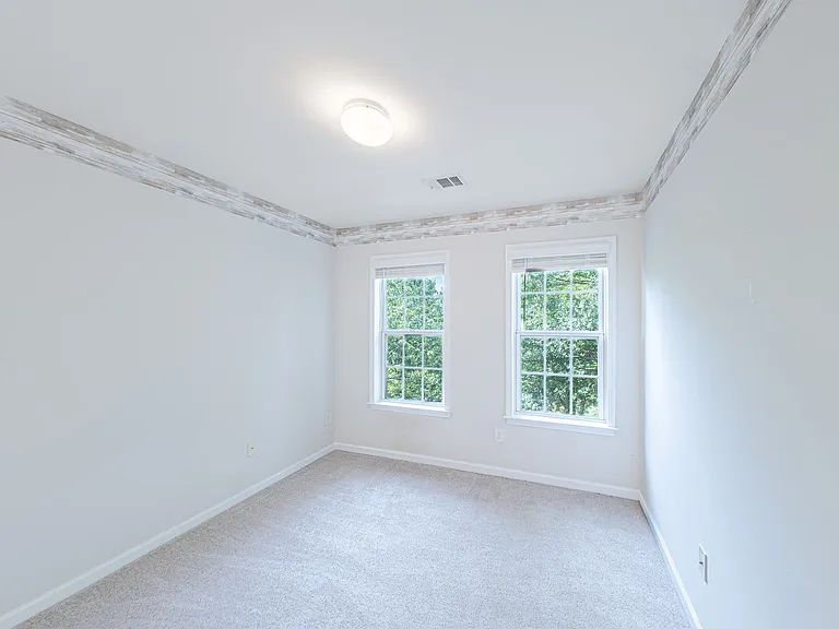 3423 Lathenview Ct — Photo 4