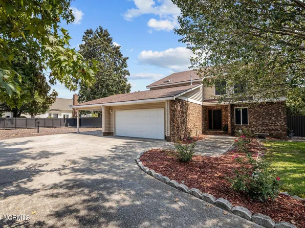 204 Token Court, New Bern, NC 28560