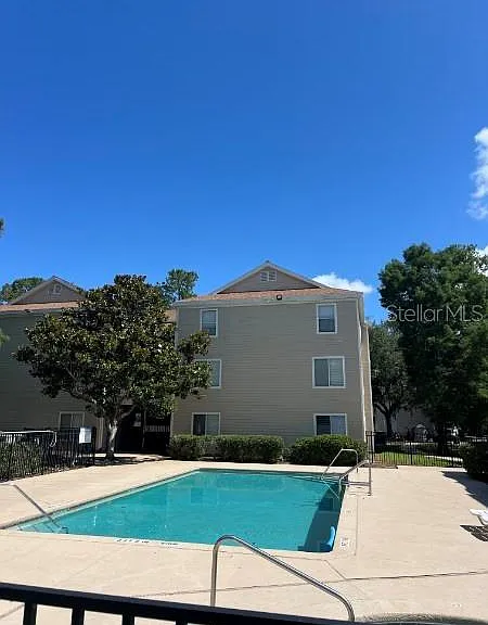 3800 SW 20th Ave #204 — Photo 3