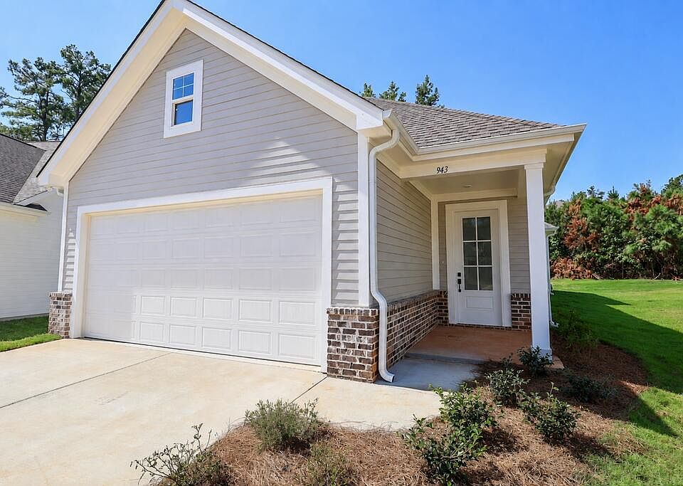 1st image of 943 Georgia Oak Cv
