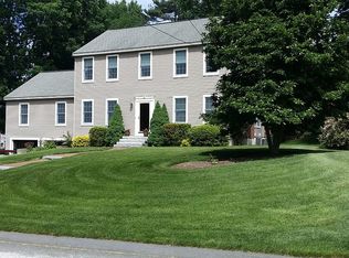 4 Woodside Ln, Bellingham, MA 02019