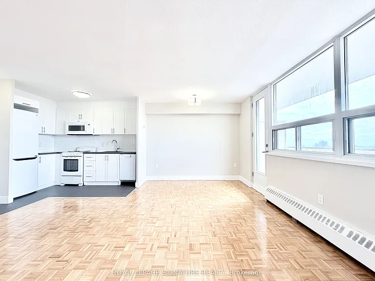 1500 Bathurst St #1103 — Photo 3