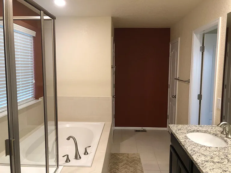 5412 E 140th Pl — Photo 8